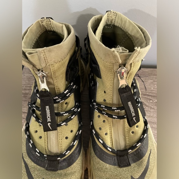 Nike Air Huarache Gripp Run Zip Sneaker Men Sz 9.5 Olive Black Round Toe Lace Up - Picture 5 of 7